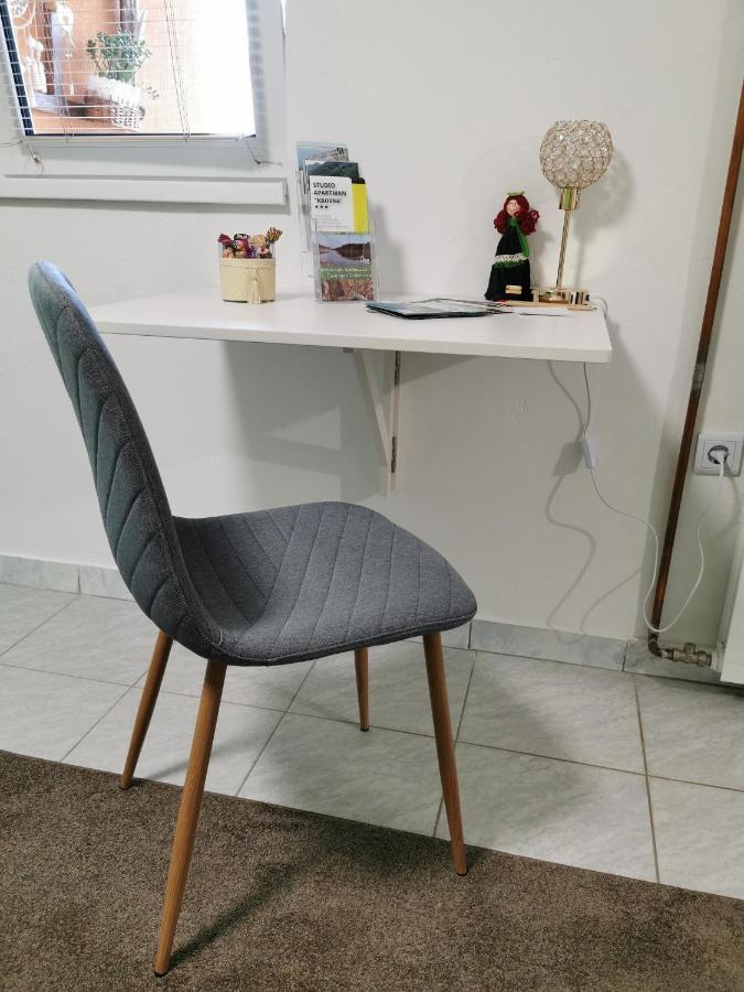 Studio Apartman Krosna Perusic Extérieur photo